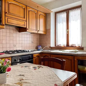 https://al-centro-e-vicina-al-lago.hotelinveneto.com